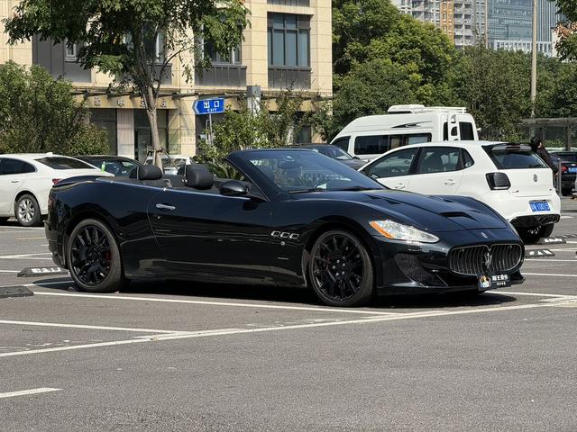 Maserati GranCabrio