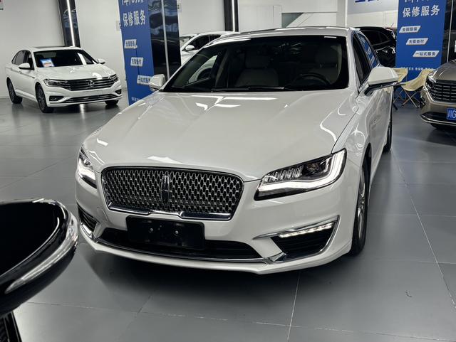 Lincoln MKZ