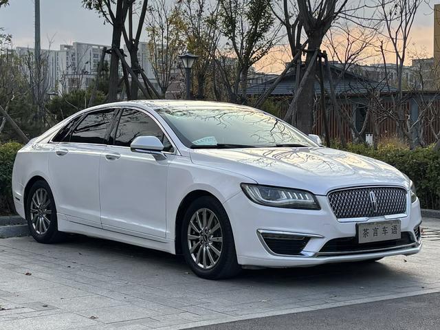 Lincoln MKZ