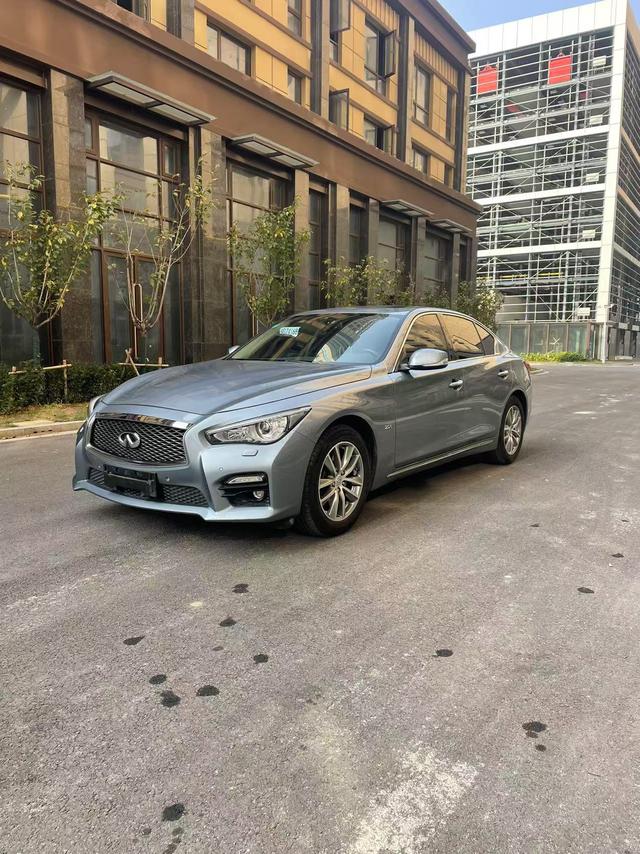 Infiniti Q50L