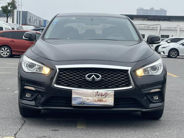 Infiniti Q50L