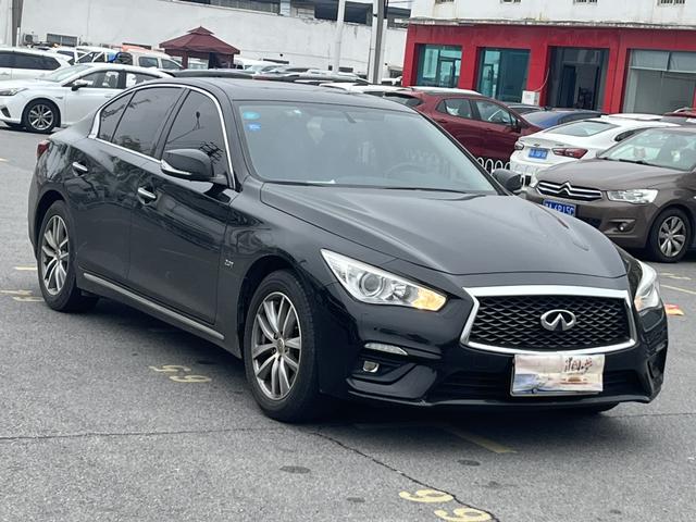 Infiniti Q50L