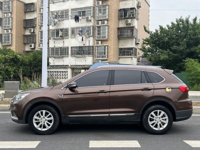 BAIC Magic S6