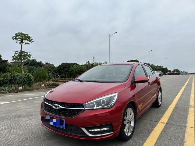 Chery Arrizo 5