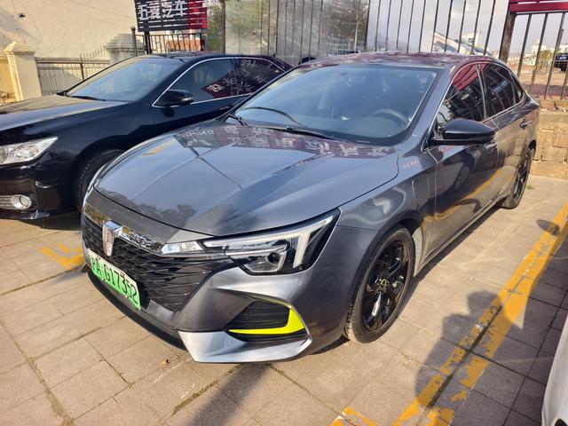 Roewe ei6 MAX