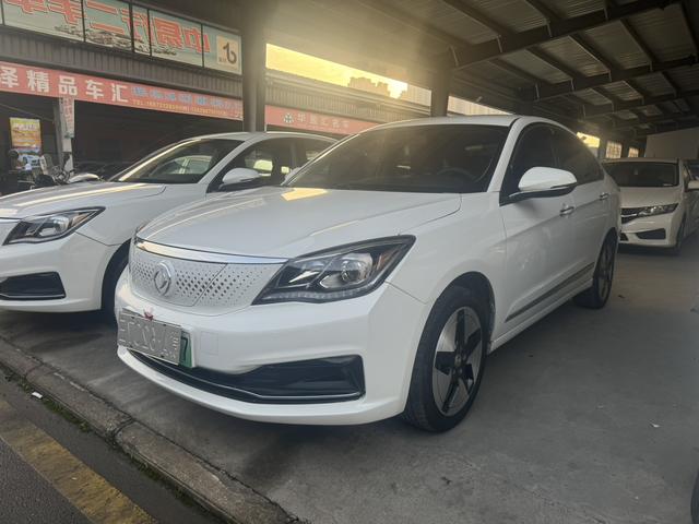 Dongfeng Fengshen E70