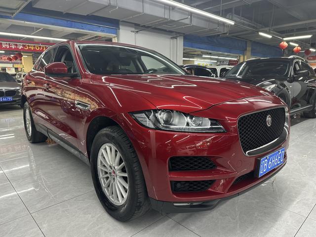 Jaguar F-PACE