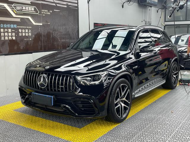 Mercedes-Benz GLC AMG