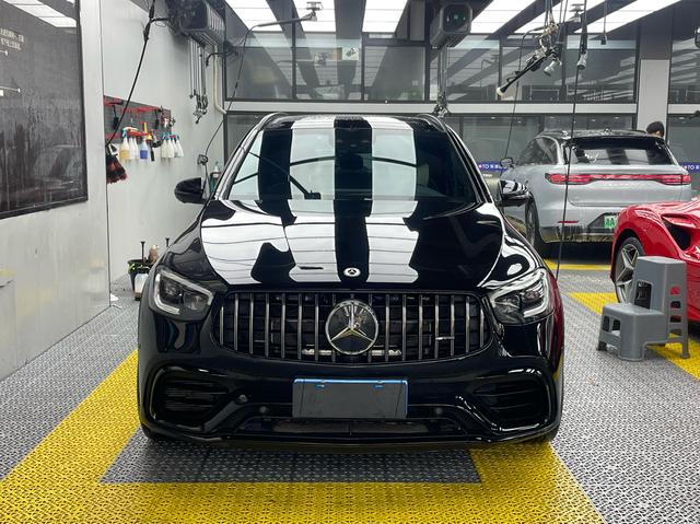 Mercedes-Benz GLC AMG