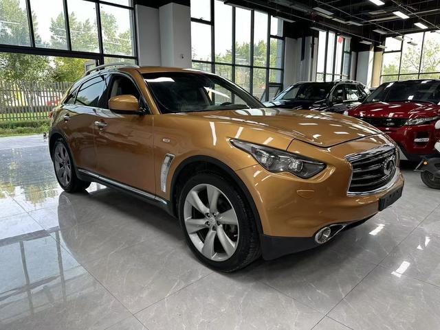 Infiniti FX