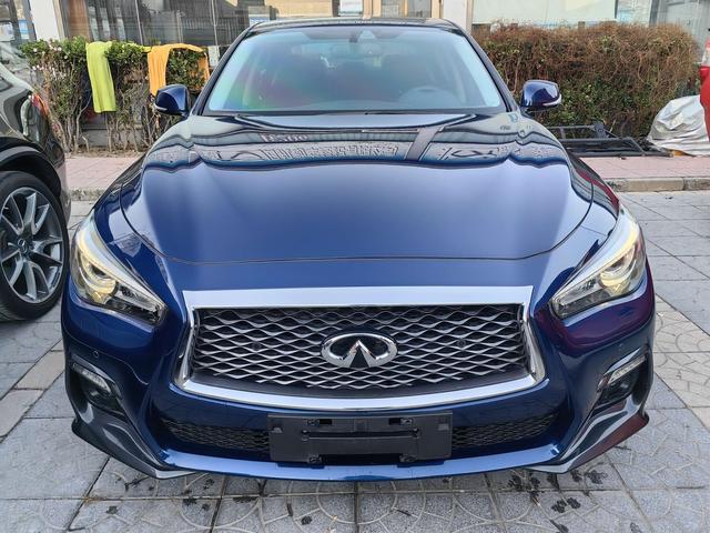 Infiniti Q50L