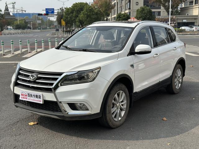 BAIC Magic S6