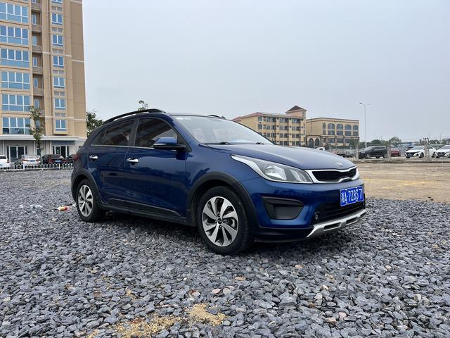 Kia KX CROSS