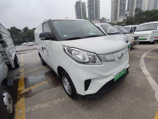 Maxus EV30