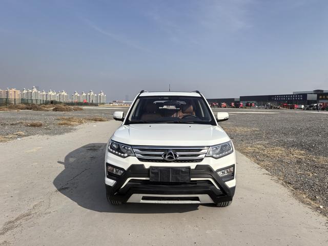 Oshan Changan Auchan CX70