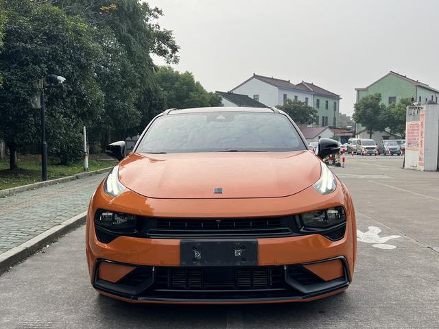 Lynk & Co 02 Hatchback