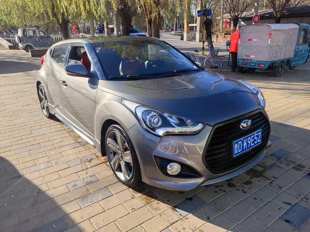 Hyundai Veloster