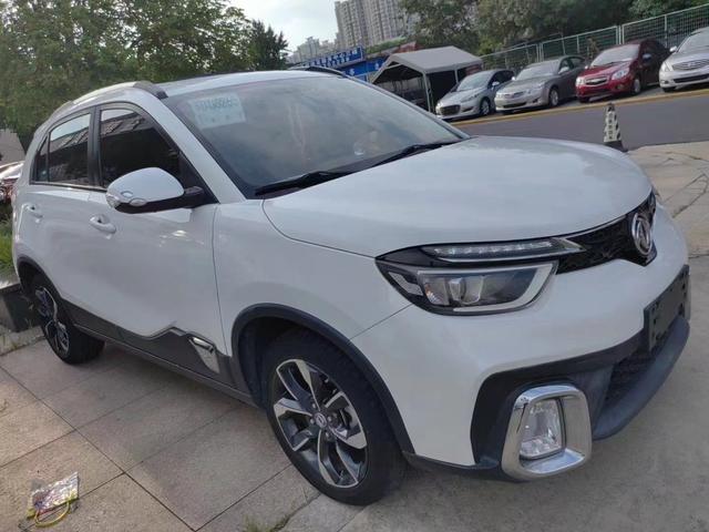 Dongfeng Fengshen AX4