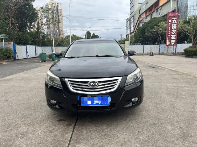 BYD G6