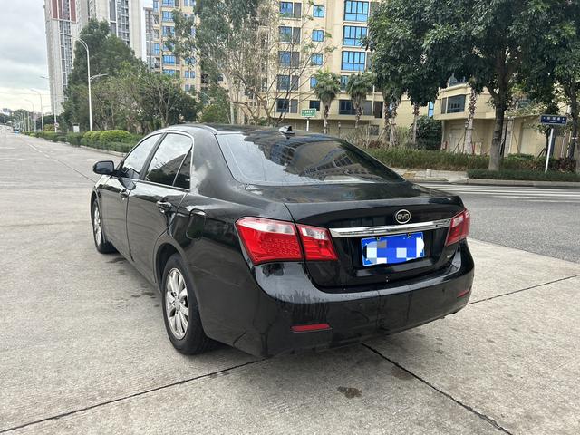 BYD G6