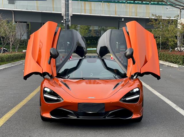 McLaren 720S