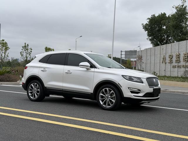 Lincoln MKC