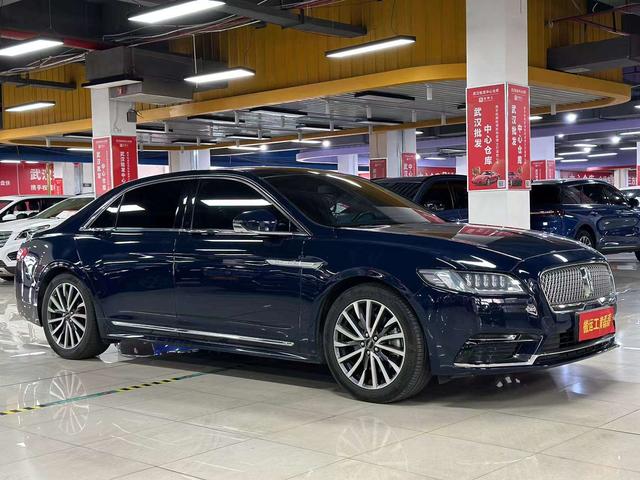 Lincoln Continental