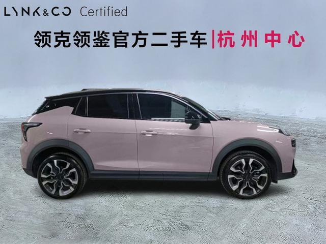 Lynk & Co 06