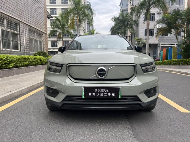 Volvo XC40 EV