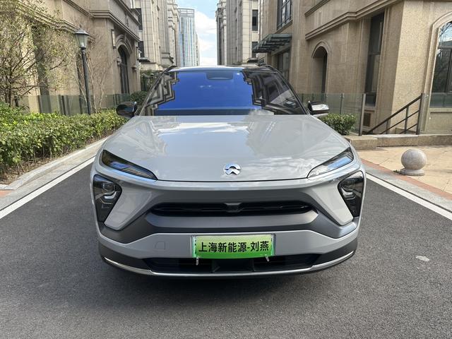 NIO ES6