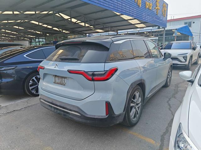 NIO ES6