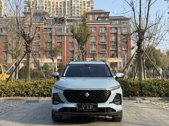 Baojun RS-3