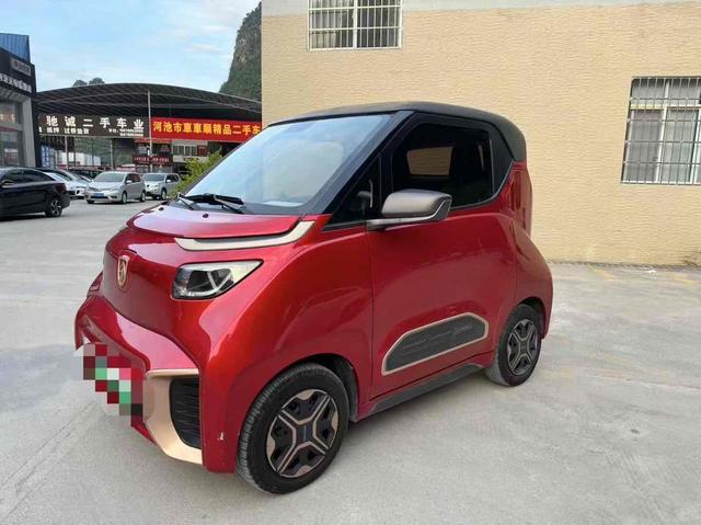 Baojun E200