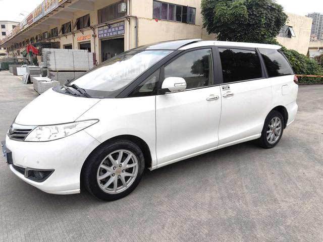 BYD M6