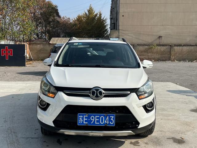 BAIC Shenbao X25