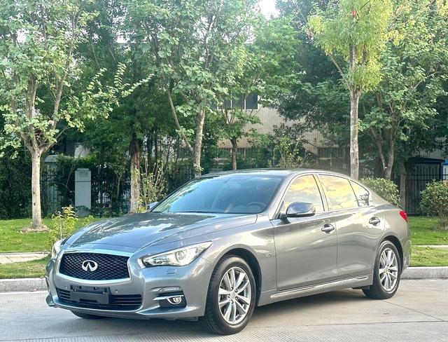 Infiniti Q50L