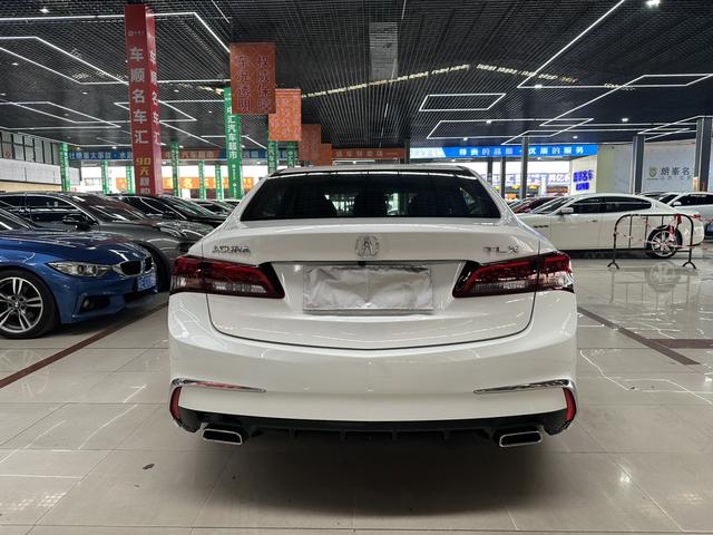 Acura TLX-L