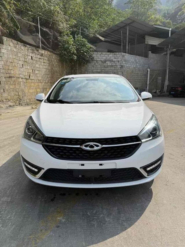 Chery Arrizo 5