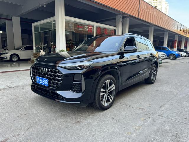 Audi Q6