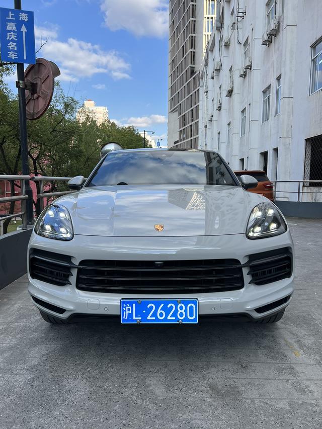 Porsche Cayenne Coupe