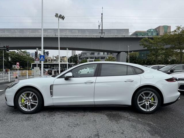 Porsche Panamera E-Hybrid