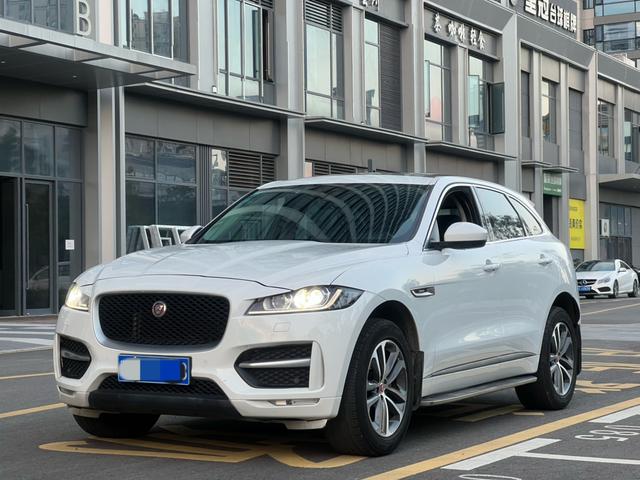 Jaguar F-PACE