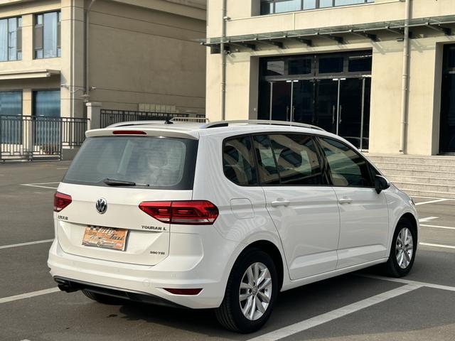 Volkswagen Touran L