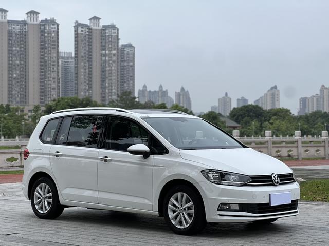 Volkswagen Touran L