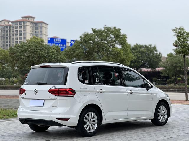 Volkswagen Touran L