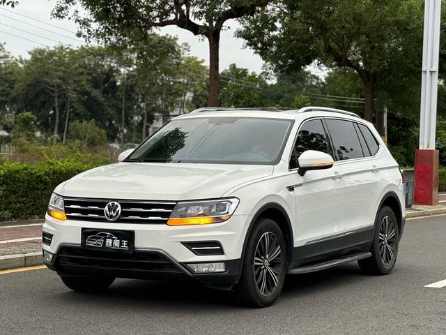 Volkswagen Tiguan L