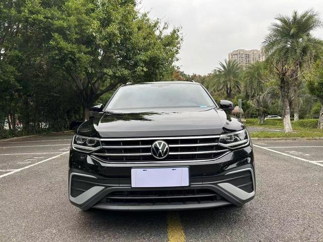 Volkswagen Tiguan L