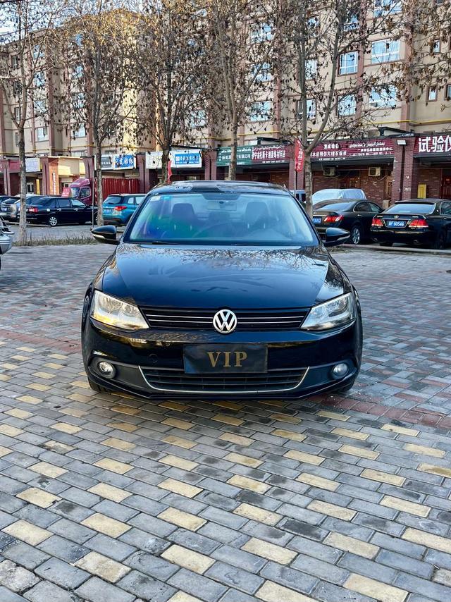 Volkswagen Sagitar