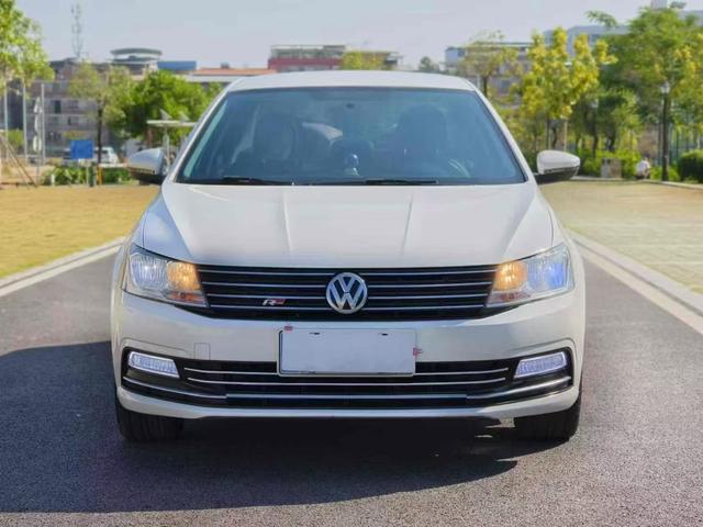 Volkswagen Lavida