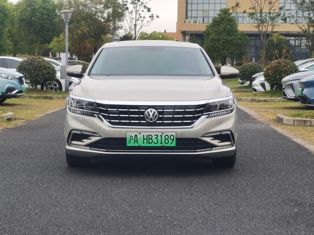 Volkswagen Passat PHEV